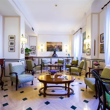 酒店 迪索伦托别墅酒店 3*