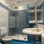 Di 3*