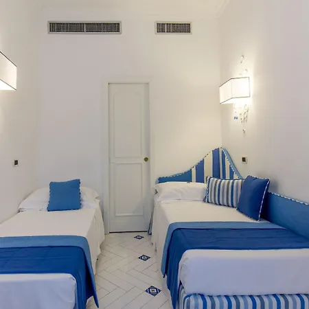 Di Hotel Sorrento