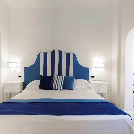 Hotel Di 3*