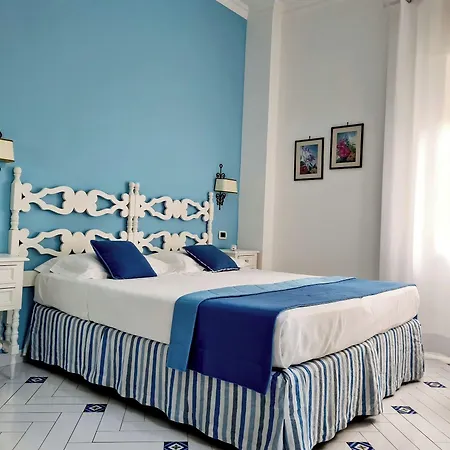 Di Ξενοδοχείο 3*